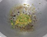 Foto langkah ke 3 dari resep Ayam Suwir Daun Jeruk.