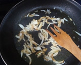 Foto del paso 2 de la receta: Revuelto de champiñón con bastones de pollo