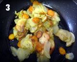 Foto del paso 2 de la receta: Sobras de Pollo asado con patatas y ensalada