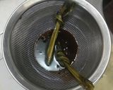 Foto langkah ke 3 dari resep Wijen item manis.