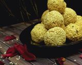 तिल गुड़ के लाडू (til gur ke ladoo recipe in Hindi) रेसिपी चरण 6 फोटो