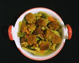 A picture of step 9 of Lentil Fritters in mix veg curry.