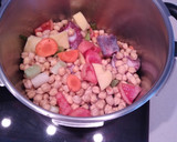 Foto del paso 2 de la receta: Garbanzos con rabo de ternera