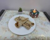 A picture of step 4 of Roti chicken garlic sauce rolls.