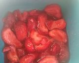 Foto del paso 3 de la receta: Juguito congelado de frutilla