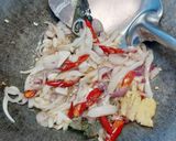 Foto langkah ke 2 dari resep Ikan Asin Jambal Kecap Pedas.