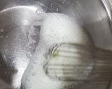 A picture of step 3 of Earl grey chiffon cake.