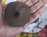 A picture of step 6 of Chocolate Diyas.