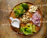 Foto langkah ke 1 dari resep Tumis tulang jambal kecombrang.