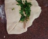 A picture of step 12 of Dhania Parantha.