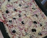Pas rețetă Pizza de casă cu blat pufooos 5 fotografie