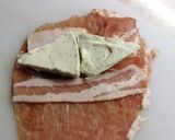 Medve sajttal. Baconnal, lilahagymával, töltött bundás karaj recept fázis 2 fotója