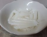 รูปขั้นตอนการทำที่ 3 ของ ก๋วยจั๊บแห้งแกงไตปลาเจ.