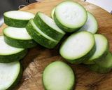 Hình bước làm 2 của món Bầu kho tiêu