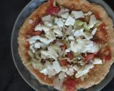 मिक्स व्हेज चीझ पिझ्झा मून (mix veg cheese pizza recipe in marathi) रेसिपी स्टेप 7 फोटो 