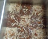 A picture of step 4 of Honey Almond Brownie.
