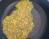 A picture of step 2 of Granadilla Lolly (passion fruit ice lolly).