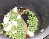 A picture of step 3 of Kesari pulao.