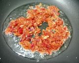 Foto langkah ke 6 dari resep Ketan Serundeng Pedas Manis.