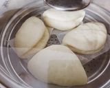 Hình bước làm 4 của món Bánh bao kẹp đài loan