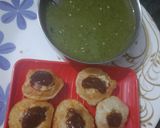 A picture of step 4 of Pani Puri.