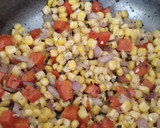 Foto del paso 3 de la receta: Arroz con maíz y Pollo frito