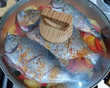 Foto del paso 6 de la receta: Cazuela de pescado de aparejo con patatas y ajos tiernos
