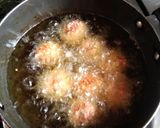 A picture of step 3 of Manchurian with gravy.