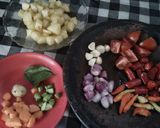 Foto langkah ke 1 dari resep Balado Kentang Wortel Pete.
