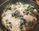 Foto del paso 6 de la receta: Menestra de verduras con patatas fritas y queso