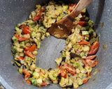 Foto del paso 4 de la receta: 🥧🍅🍆🧅Tarta de verduras de estación con masa integral con mix de semillas y levadura 🧅🍆🍅🥧