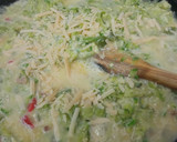 Foto del paso 5 de la receta: Torta combinada de zapallitos y puerros