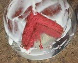 A picture of step 6 of Semi- naked colored Vanilla cake.