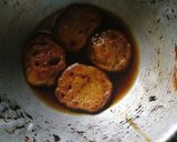 A picture of step 4 of Banana malpua.