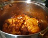 Foto del paso 4 de la receta: Tallarines en Salsa Roja de Pollo