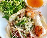 A picture of step 5 of Bánh Xèo with Shrimp and Squid.