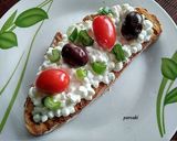 Φωτογραφία βήματος 1 της συνταγής Μπρουσκέτα με Cottage Cheese