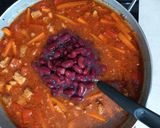 Gulasz z fasolką czerwoną i papryką krok przepisu 4 zdjęcie