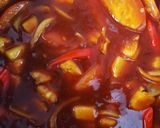 Gambar langkah 7 resipi Udang Masam Manis.