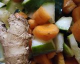 A picture of step 5 of Grilled chicken stuffed with fried rice,coleslaw&veg.juice(Val).