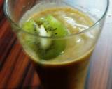 Kiwi Banana Apple smoothie recipe step 2 photo