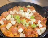 Foto del paso 5 de la receta: Pollo con verduras