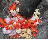 Foto langkah ke 1 dari resep Ikan Pe Kuah Santan.