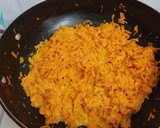 ஆரஞ்சு வண்ண கேரட் அல்வா ரெசிபி ஸ்டேப் 2 புகைப்படம்