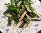A picture of step 1 of Bhindi pakora.