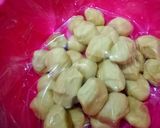 Foto langkah ke 2 dari resep Pastel Ekonomis Tanpa Telur (2 Bahan).