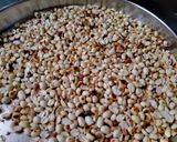 શિંગ બટાકા ની ખીચડી (Shing Bataka Khichdi Recipe In Gujarati) રેસીપી સ્ટેપ2ફોટો
