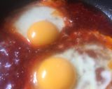Une image de l'étape 3 de Œufs aux harissa doux.