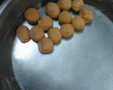 A picture of step 5 of Tomato egg momo.