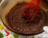 A picture of step 6 of Mini Rich Chocolate Cakes | use 12 cup muffin pan.